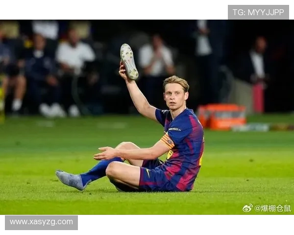 巴萨官宣核心续约德容强势留队合同延长至2029年继续领衔中场