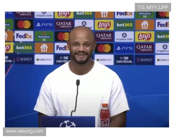 范比滕盛赞拜仁阵容世界前三坚信孔帕尼将延续成功执教之路 范比滕盛赞拜仁阵容世界前三坚信孔帕尼将延续成功执教之路