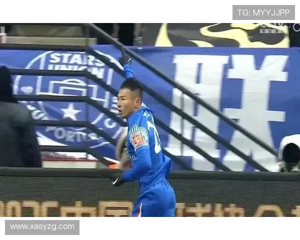 申花2-1逆转9人西海岸 吴曦于汉超建功 孙捷张呈栋染红上演惊心动魄逆转战