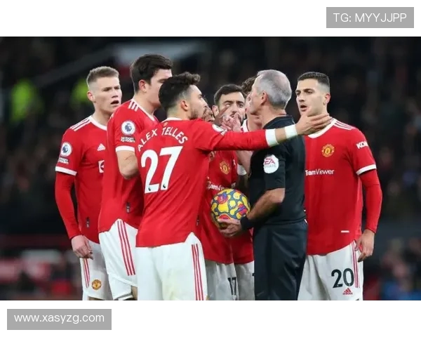 阿尔巴达成迈阿密百场里程碑全队赠纪念球衣合影见证荣耀时刻